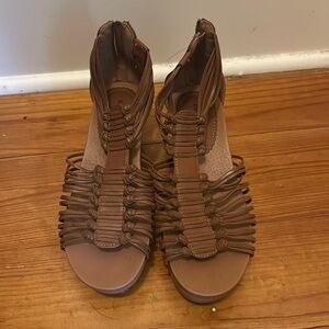 Brown strappy wedges